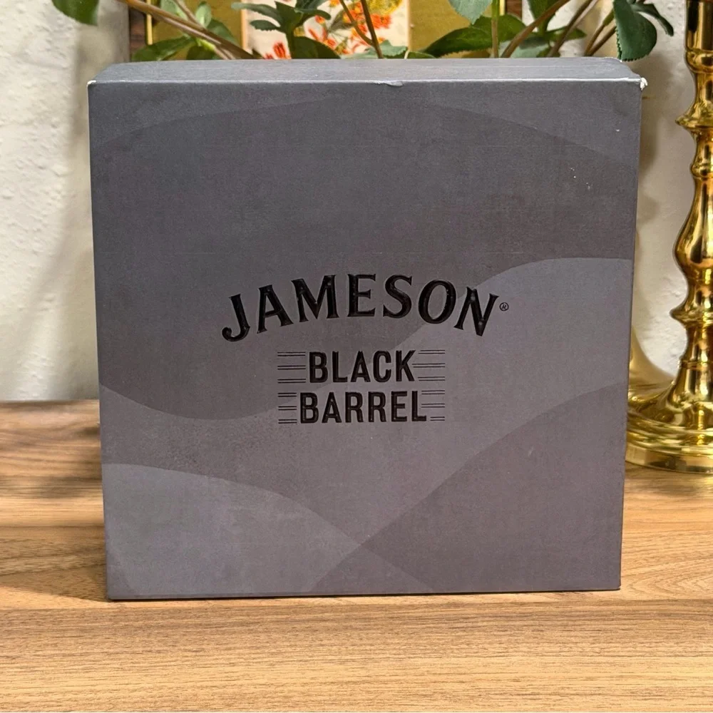 Jameson Black Barrel NWB Black 6oz Flask And Funnel Gift Set Barware Whiskey